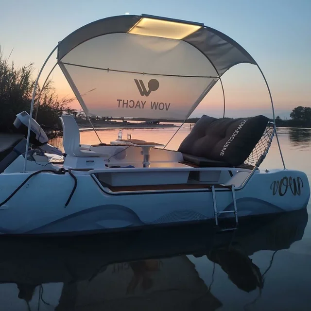 Vow Yacht Exclusive Electric Mini Catamaran