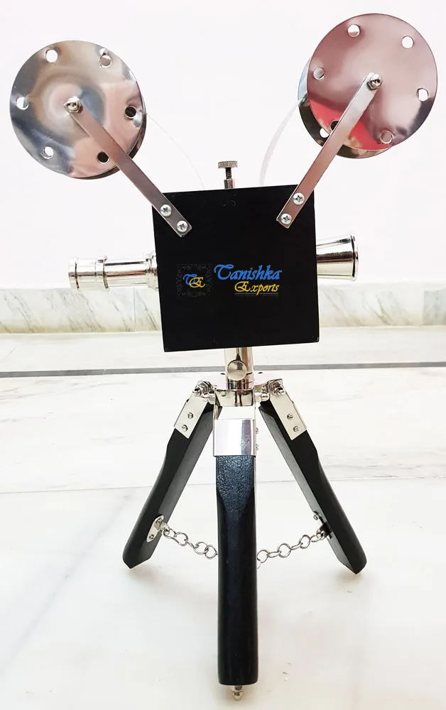 Top Sell Australian Antique Style Projector Retro Model Home Decoration Corner Piece Clock with Tripod Stand For Sale
