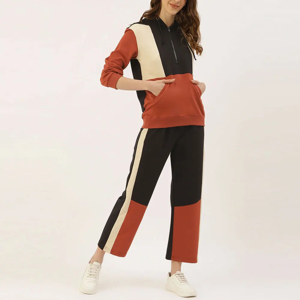 New Style Customize Logo Women Tracksuits Pakistan Made Good Quality Women Tracksuits best selling