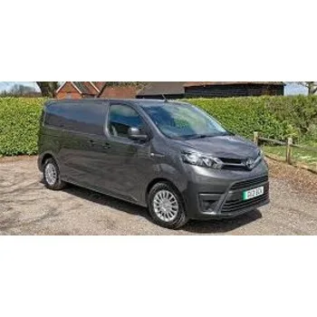 Бывший в употреблении микроавтобус 2013 Toyota Proace Verso купить дешевый proace