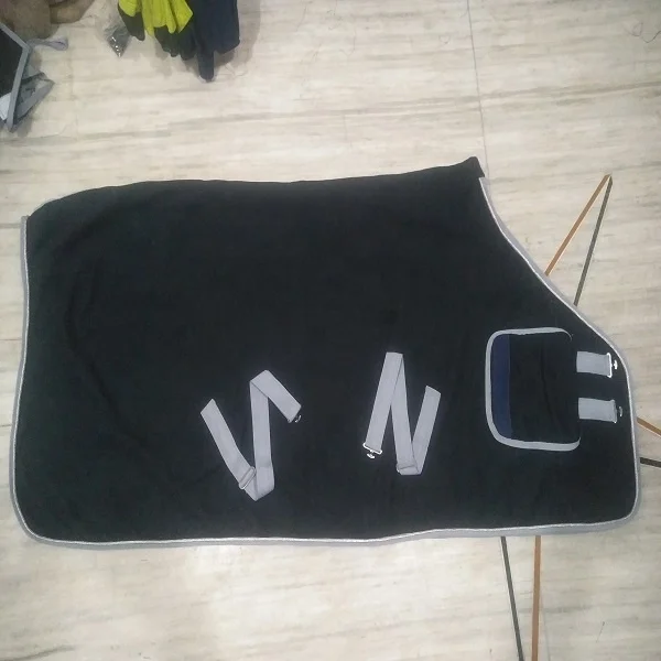 High Quality Equine Luxury Show Cooler Horse Rug Travelling Horse Fleece Blanket Equine Sheet Navy Riding House India Produce