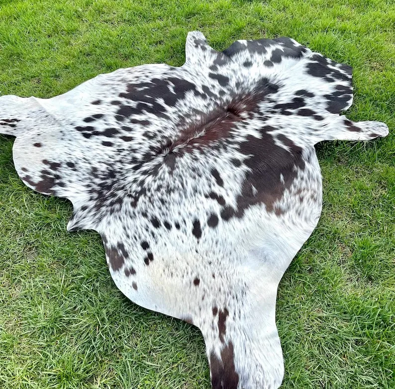 Cowhide Fur Rugs Leather Carpet Home Decor Leather Cow skin Leather Hide Rugs in natural cow skin cowhide