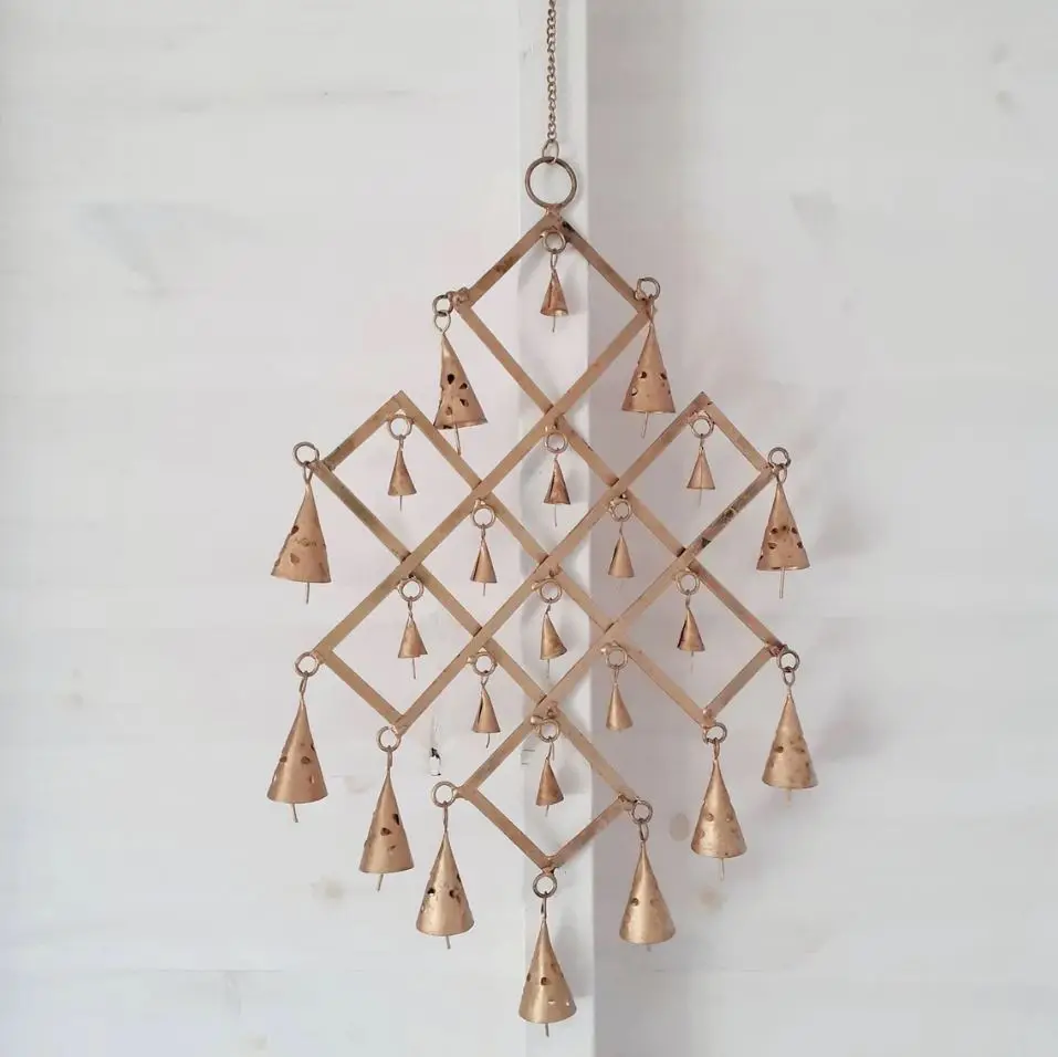 Beautiful wind chime wall hanging wooden hotel restaurant home decoration garden hanging bell wind chime for indoor and outdoor