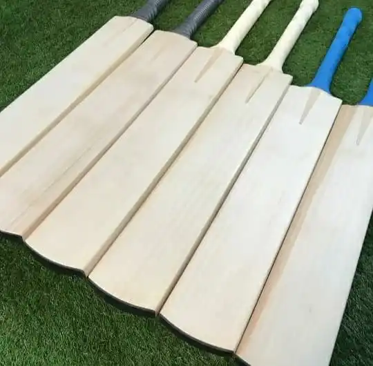 Cricket Bat made with best quality wooden
