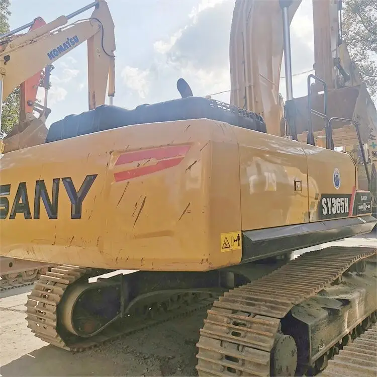Sany 365 excavator, a famous Chinese brand, is a large-scale mining construction engineering machinery and equipment