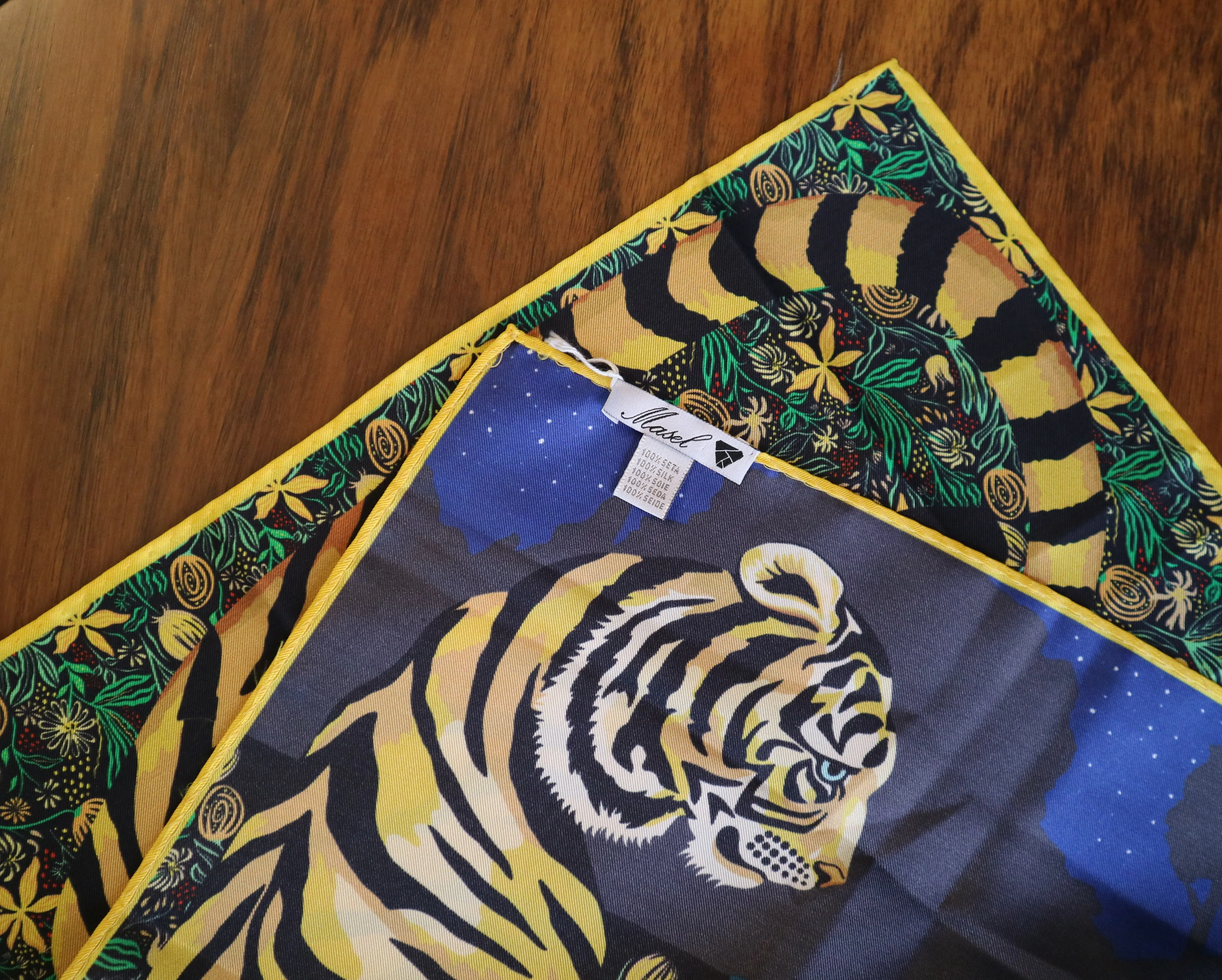 100% Made In Italy Silk Scarf Yellow Abstract Classic Customizable Woman Accessories Ready To Wear For Ceremonies