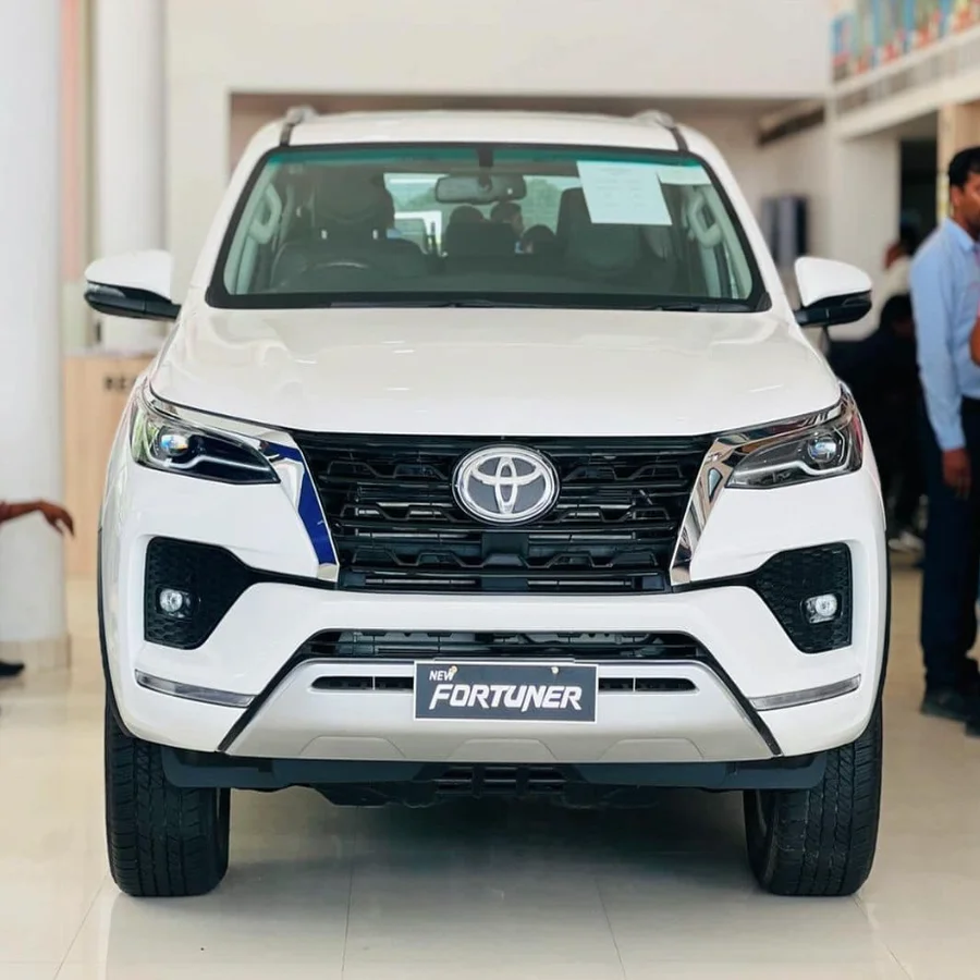 Toyota Fortuner автоматические подержанные автомобили Лидер продаж быстрая доставка в наличии дешевая цена оптовая продажа