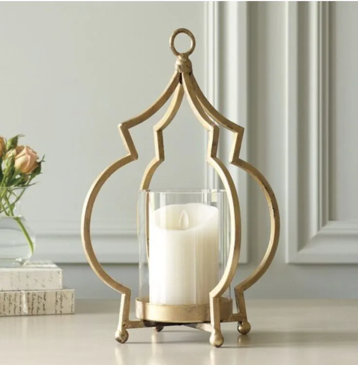 Elegant Wholesale Metal Base and Handle Under Candle With Glass Lamp/Lantern Black and Skin Gun Powder for Home Decor