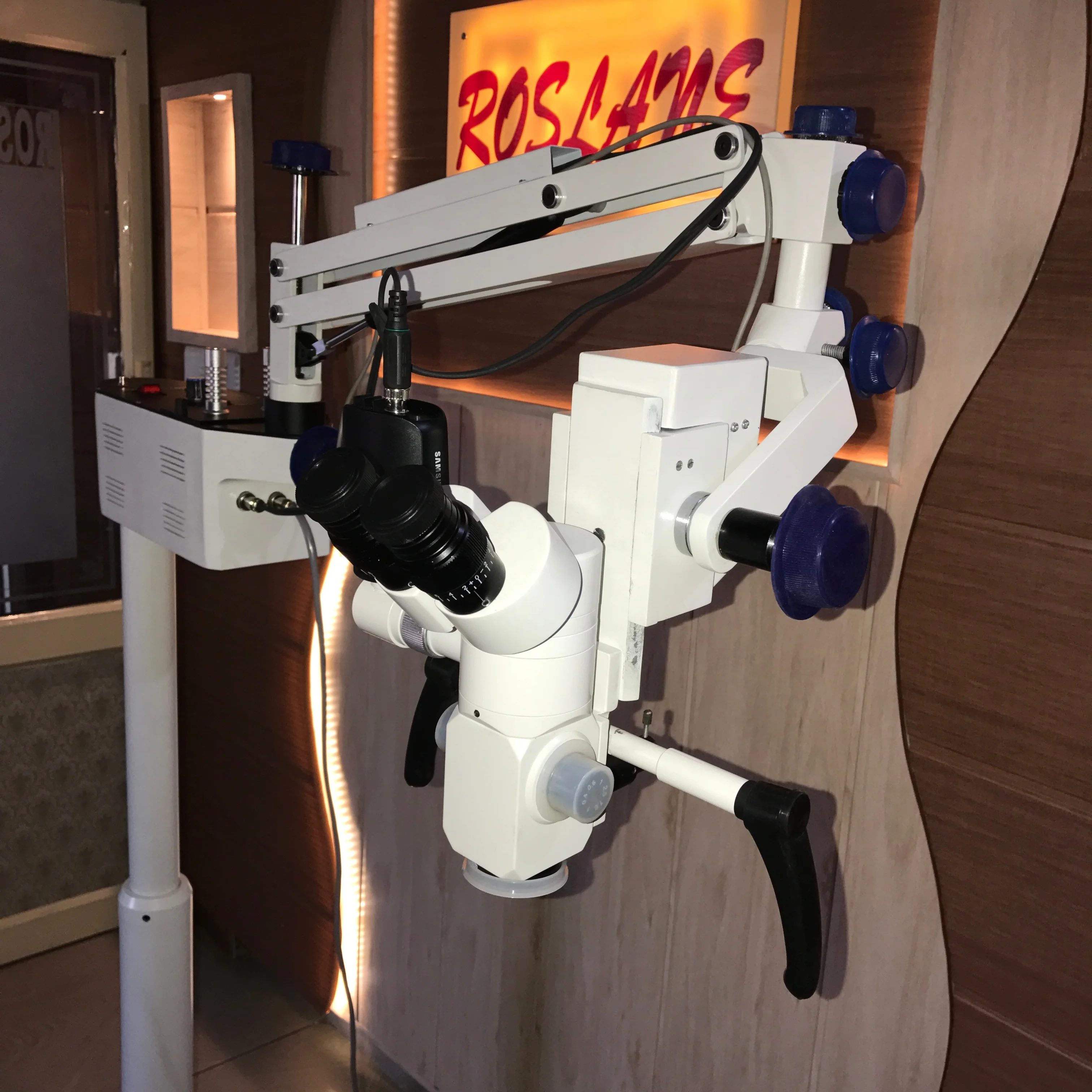 Neuro Surgery Brain Surgery Microscope Floor Stand Model - Lab Microscope for Neorosurgery Educational purpose