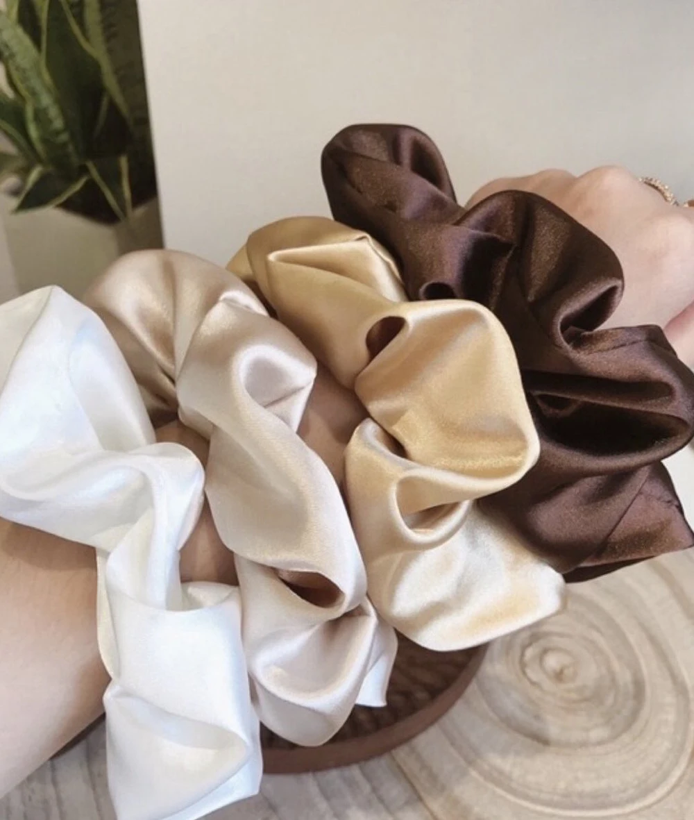 ZEDAAR silk Scrunchies For Women Girls Made With 100% silk Classic Scrunchies 2022 Collection
