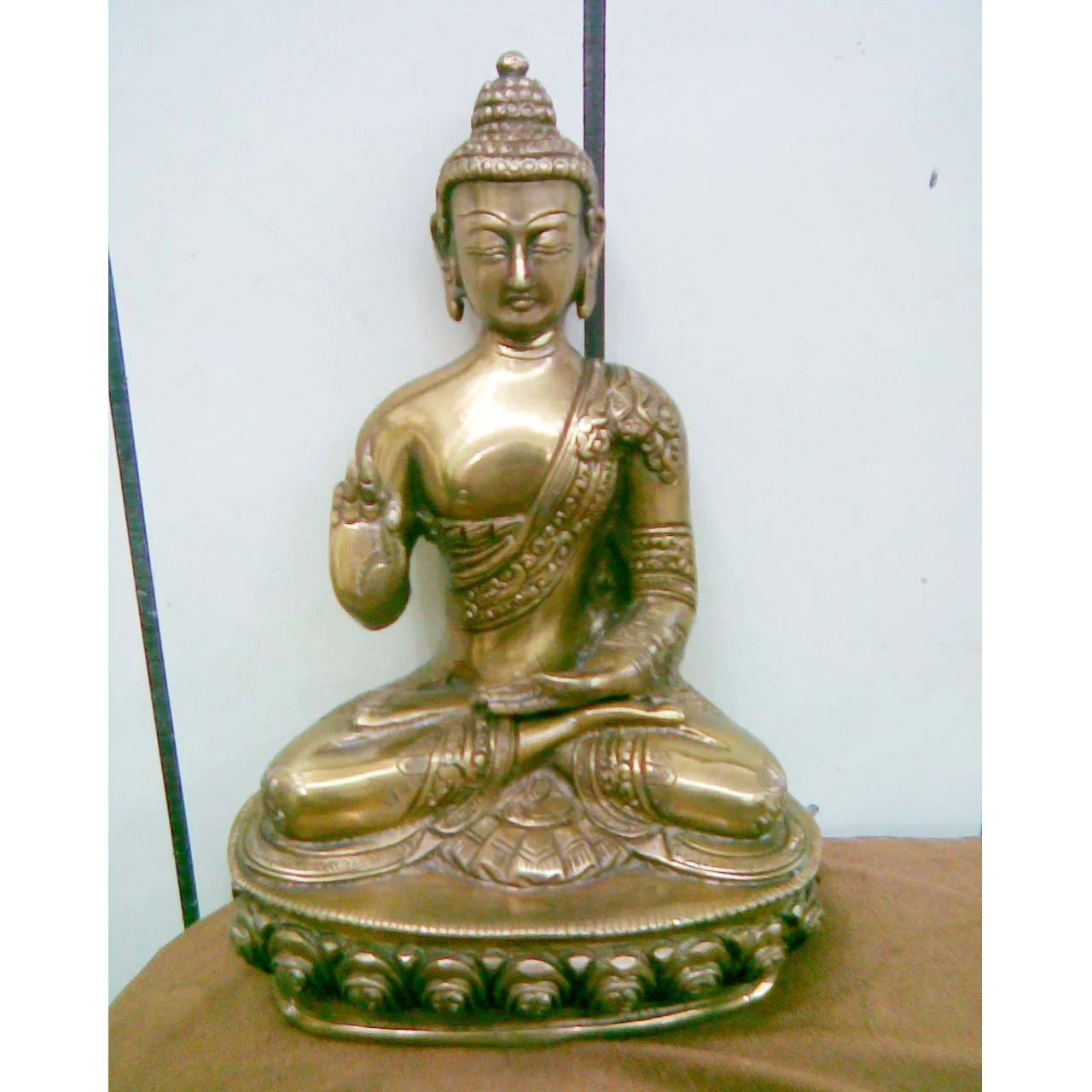 Латунная декоративная статуя Господа Будды для дома