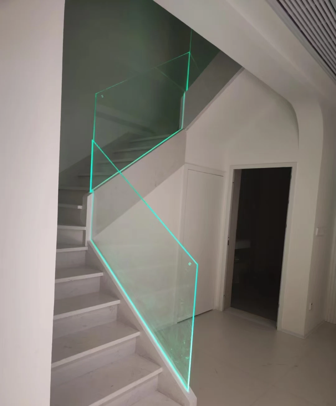 Ace Modern round Handrail Railing Balustrade Frameless Glass U-Channel Railing Apartments Durable Stainless Steel Steel Material