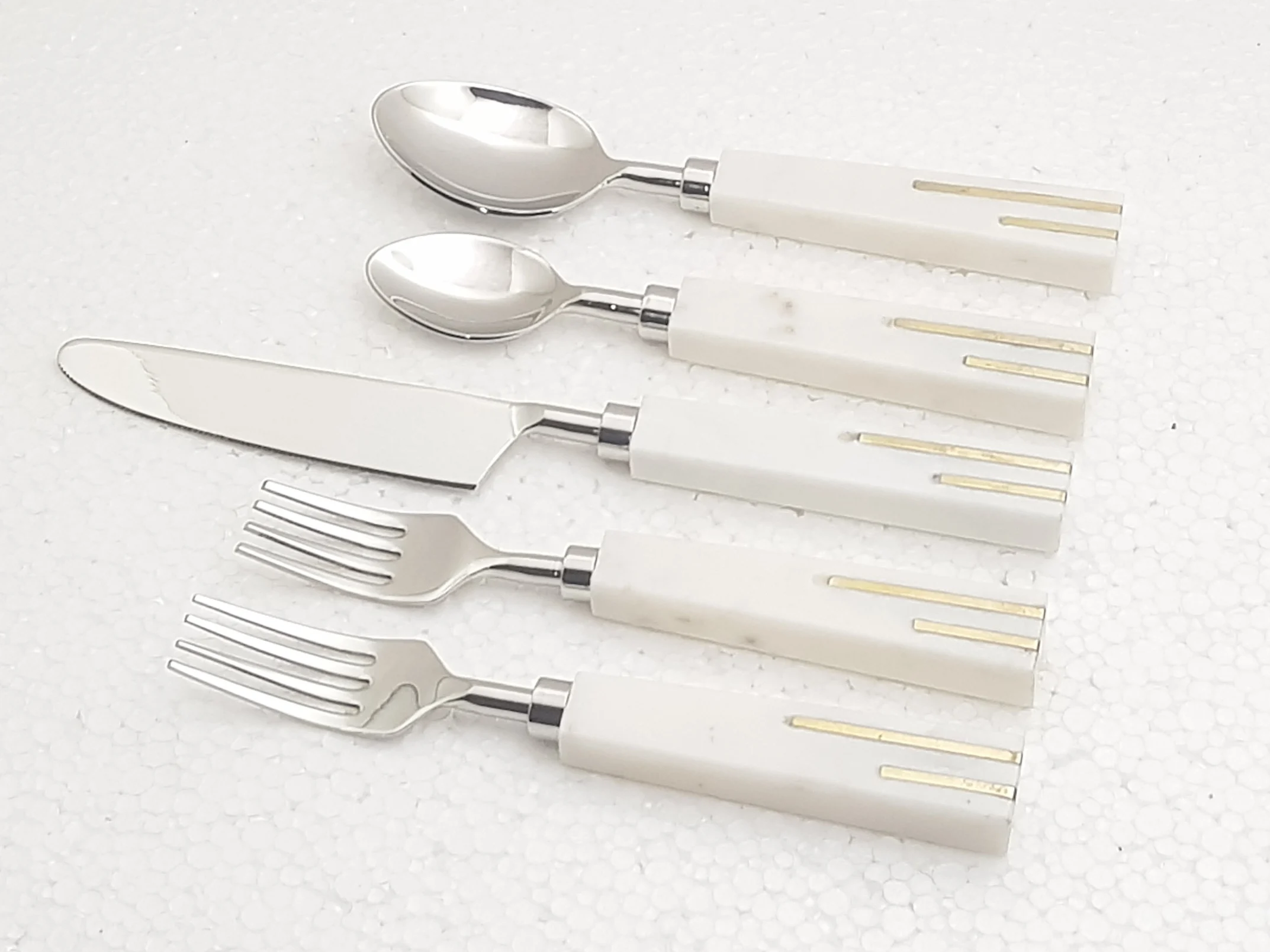 Factory Direct Selling Stainless Steel Flatware Cutlery Set Resin And Wood Handle Tableware Dinnerware Resin Kitchenware Cutlery
