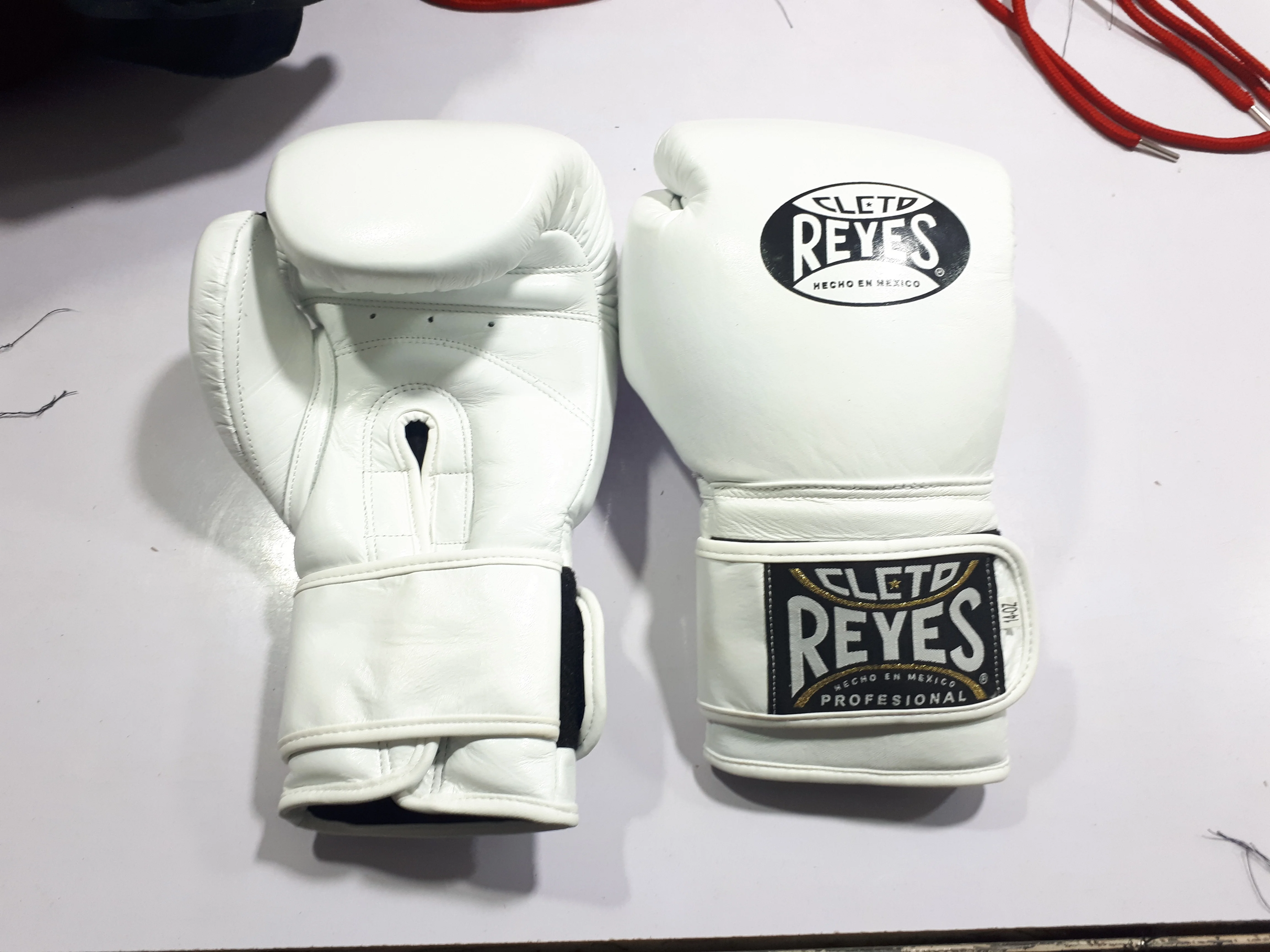 Professional winning Boxing gloves cleto Genuine Leather MMA Muay Thai Sparring kick boxing Martial Arts boxing gloves