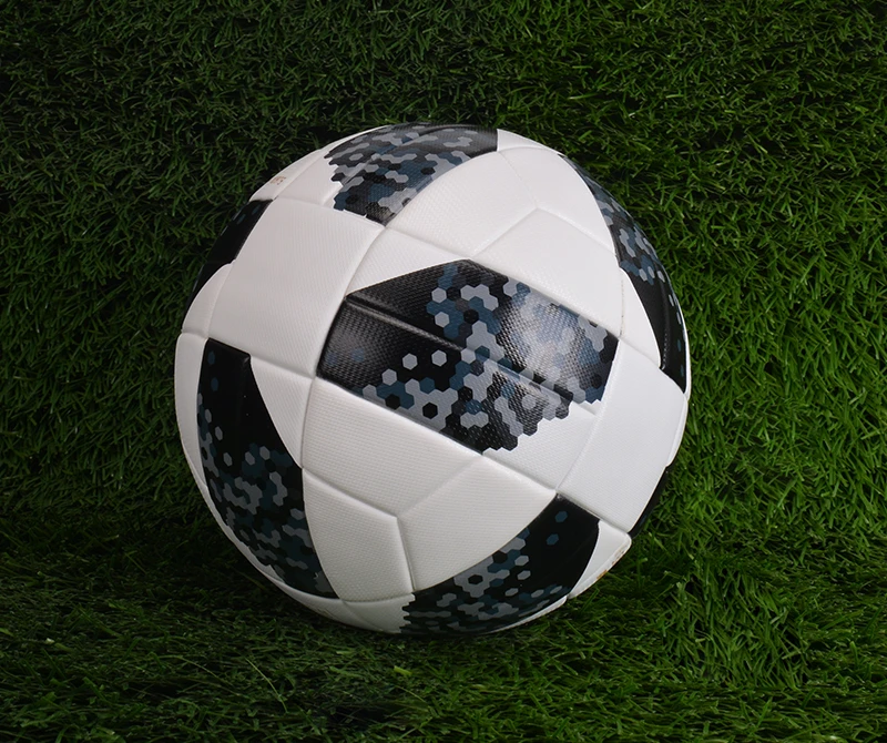 Professional PVC footballs Cheap low price soccer ball promotional soccer football ball made in Pakistan