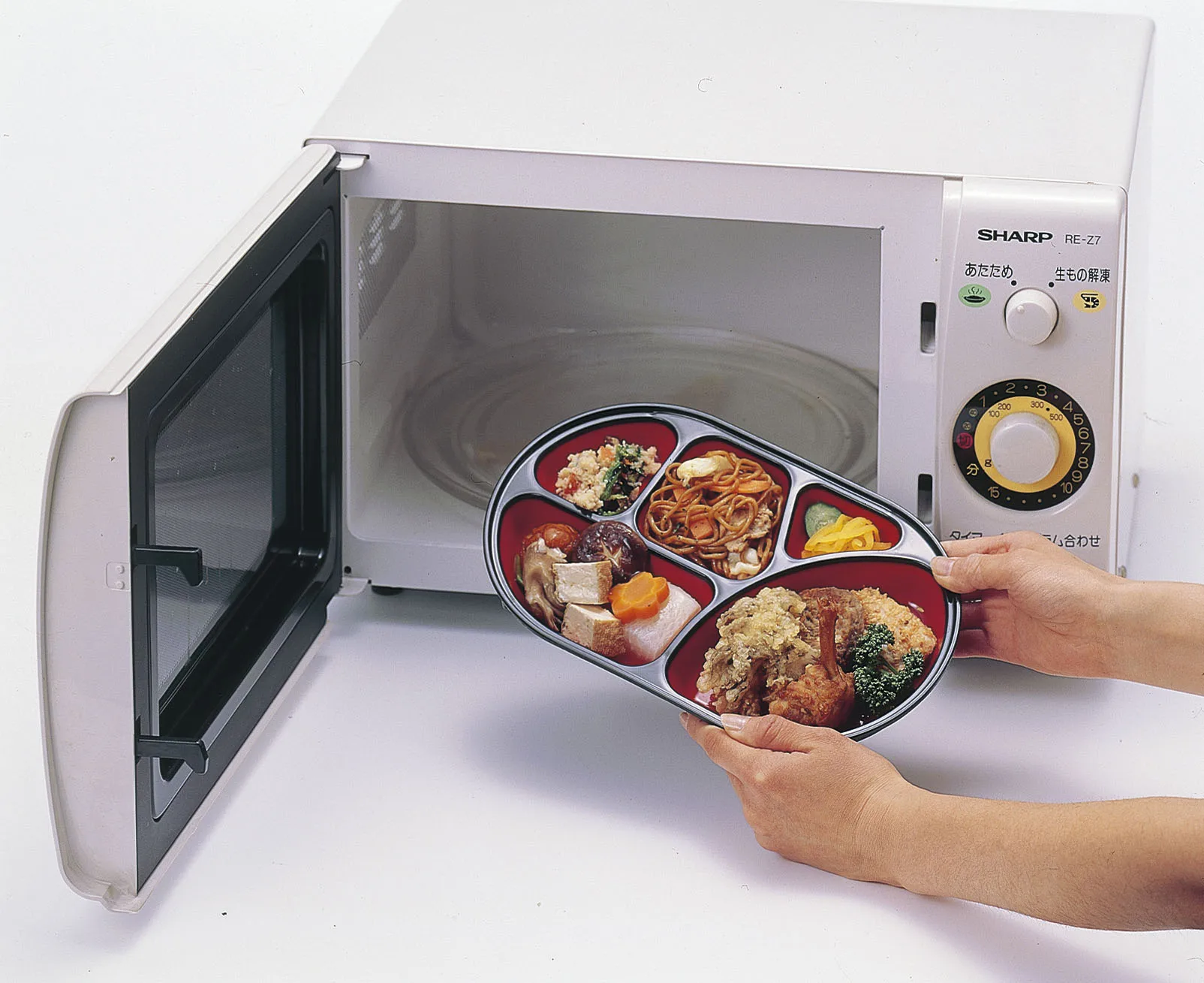 Japanese reusable bento lunch box dine-in restaurant 5 compartments microwavable dishwash machine safe plastic pp lacquerware