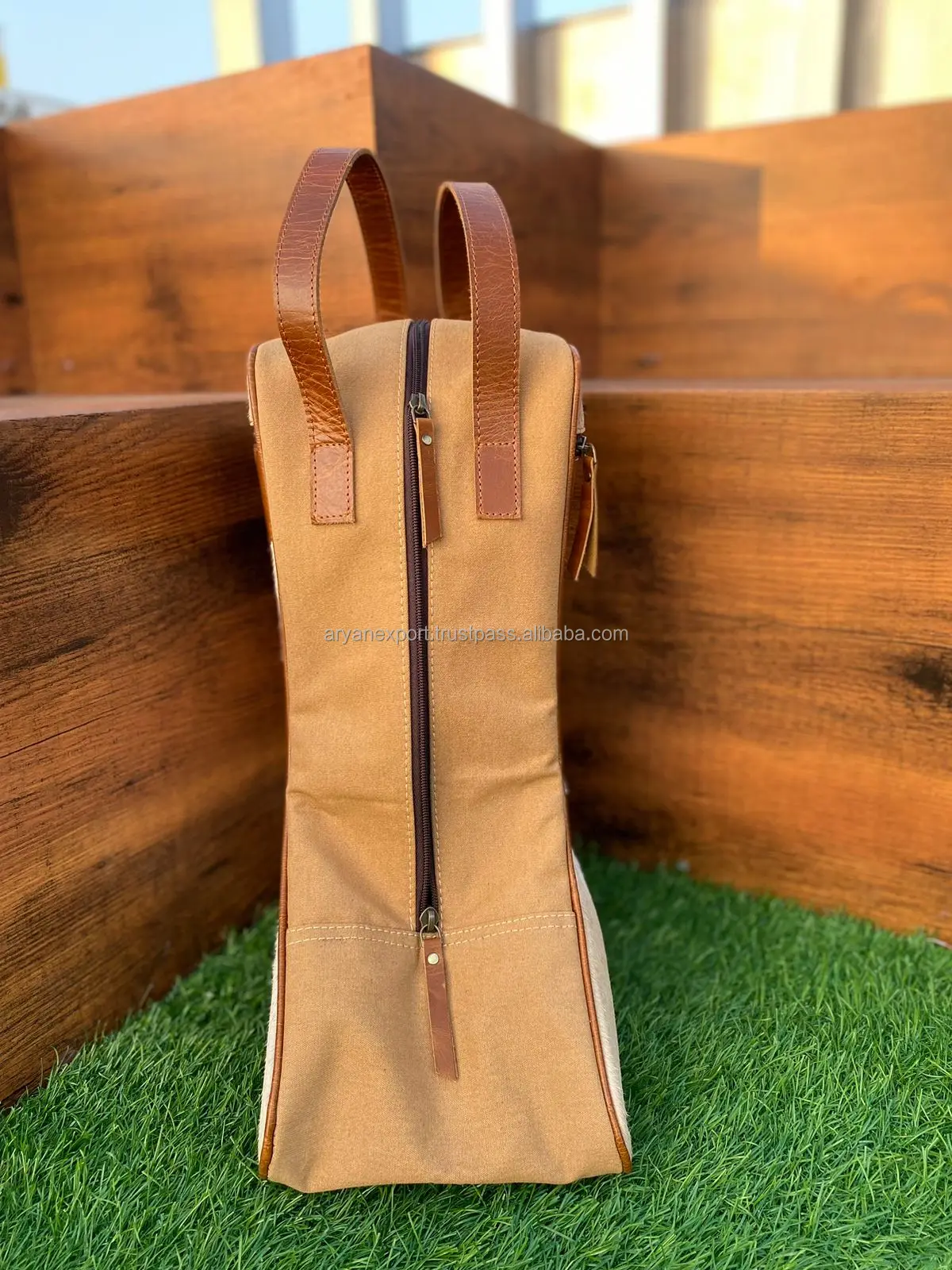 Wholesale Handmade Hair On Cowhide Leather Shoe Bag For Unisex Personalized Custom Genuine Leather Hiking Boot Bags For Travel