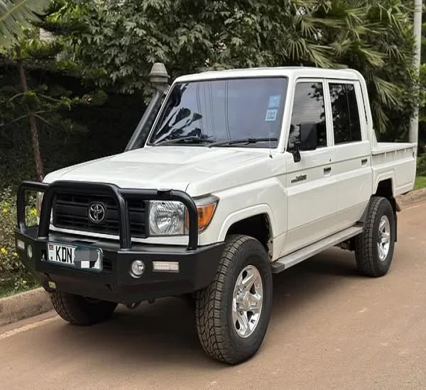 Модель 2017 с двойной кабиной Toyota Landcruiserr 4200cc дизельный двигатель 1 Гц 5-Ступенчатая Механическая коробка передач кожаная внутренняя Новая шина