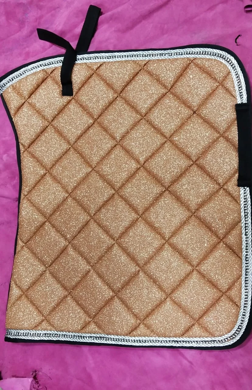 Golden Saddle Pad gold color cloth horse saddle pad attractive look good quality horse saddle pad jumping