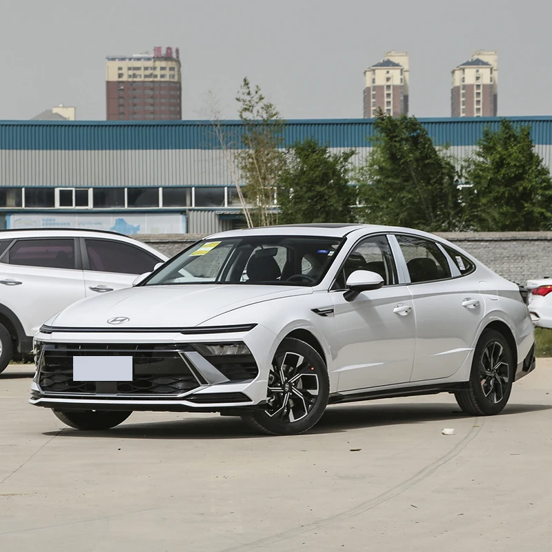 Best Price of China Wholesale Automated Manual Gasoline Car 1.5T 2.0T H Yun Dai Sonata Air Pro Max Exported to Worldwide