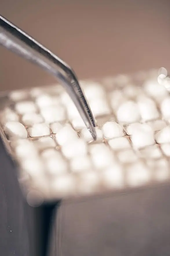 AIC Dental cotton pellet for dental medical use dental cotton pellet dispenser