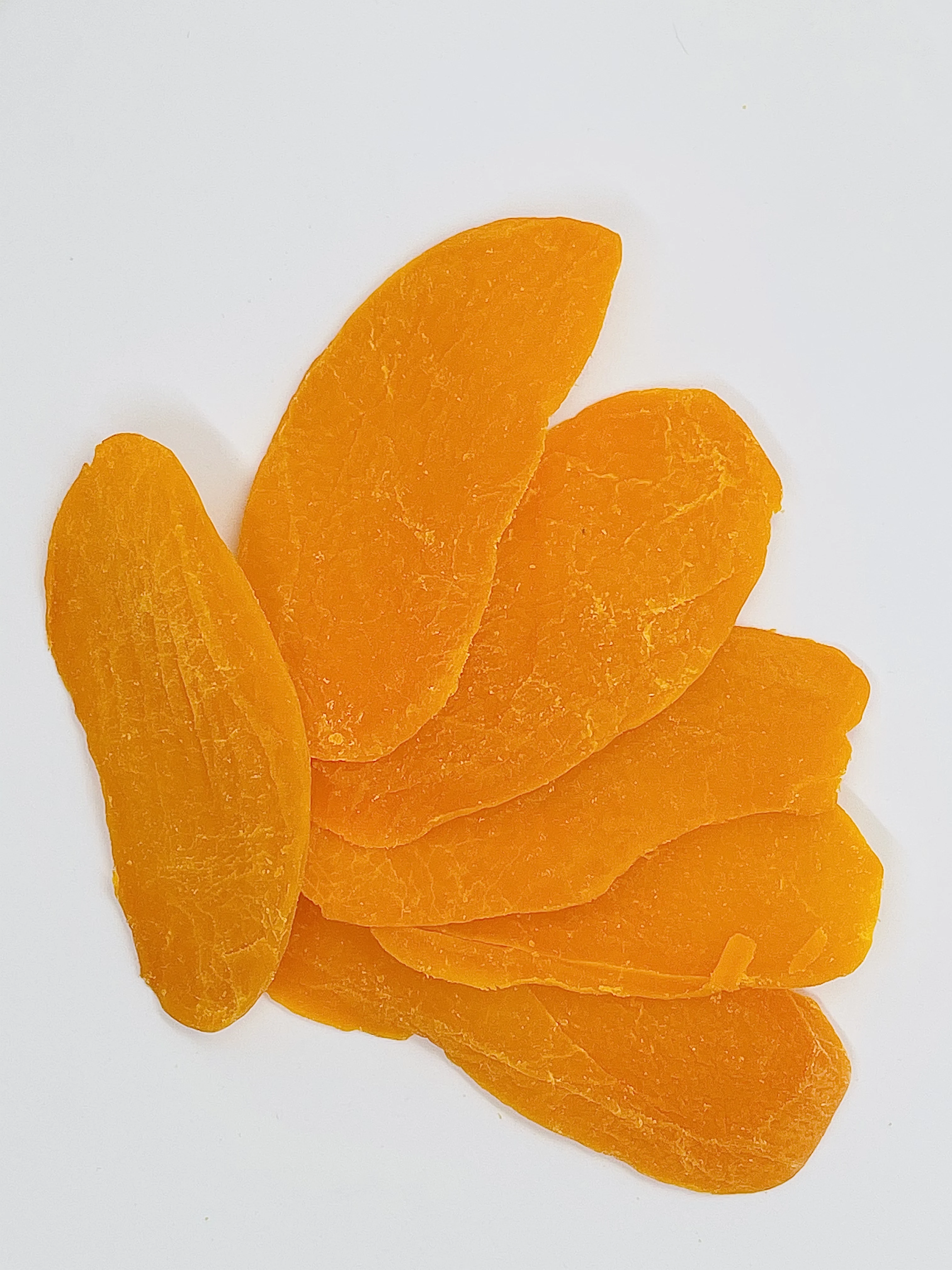 Hot sale dried mango orange color wholesaler pack in 20 kg carton