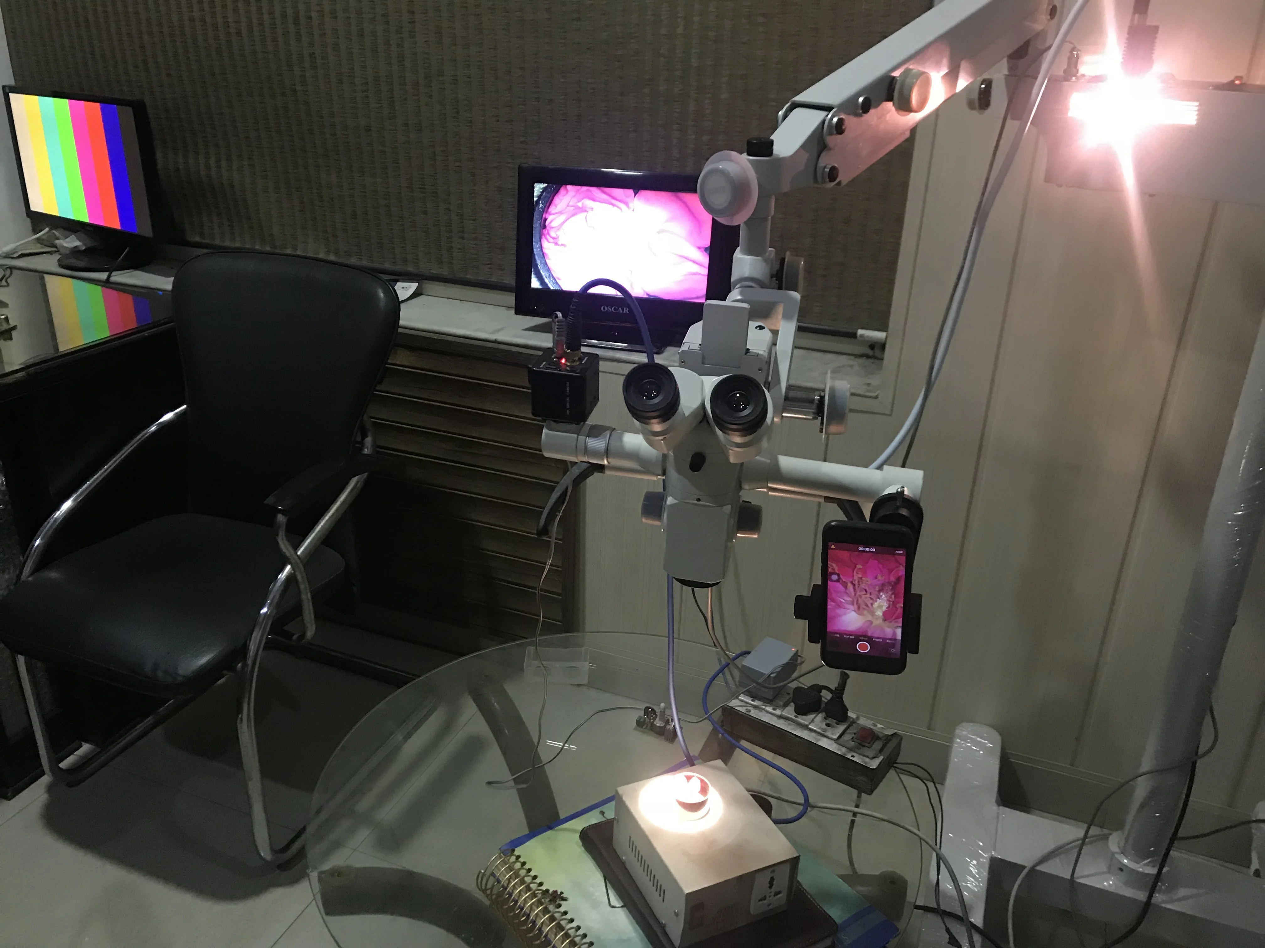 Eminent Roslane Operating Surgical Microscope with LED or Halogen Light Source