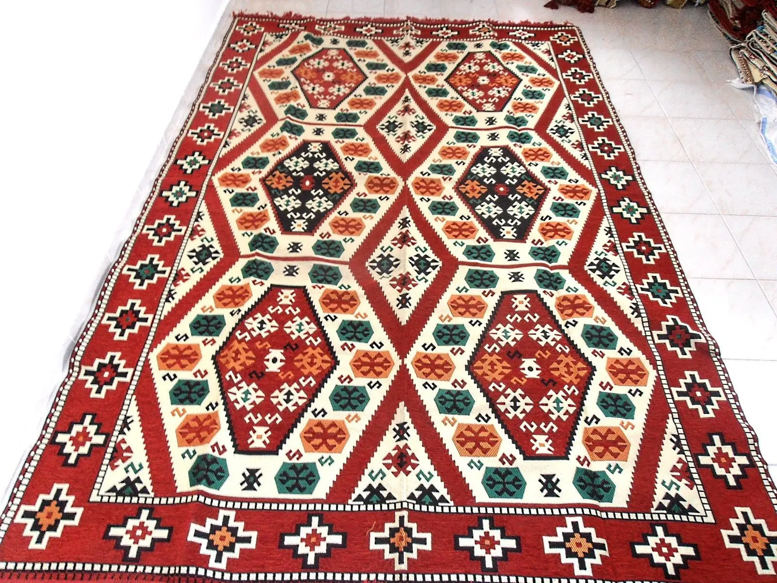 Oriental Floor Rug   Arabic Floor Rug   Persian  Rugs    |    size 200*300cm   |   weight 6 kg