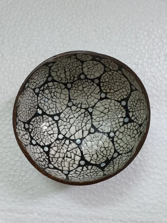 High quality  wholesale Coconut Bowls natural inlaid mother of pearl cheap coconut bowl dinnerware sets Vietnam