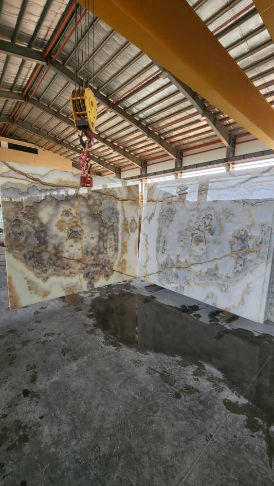 White Grey Onyx Marble Stones Natural Transparent Slabs  Tiles Floor  Wall Panel for Hotel and Villa Wall Floor Decoration