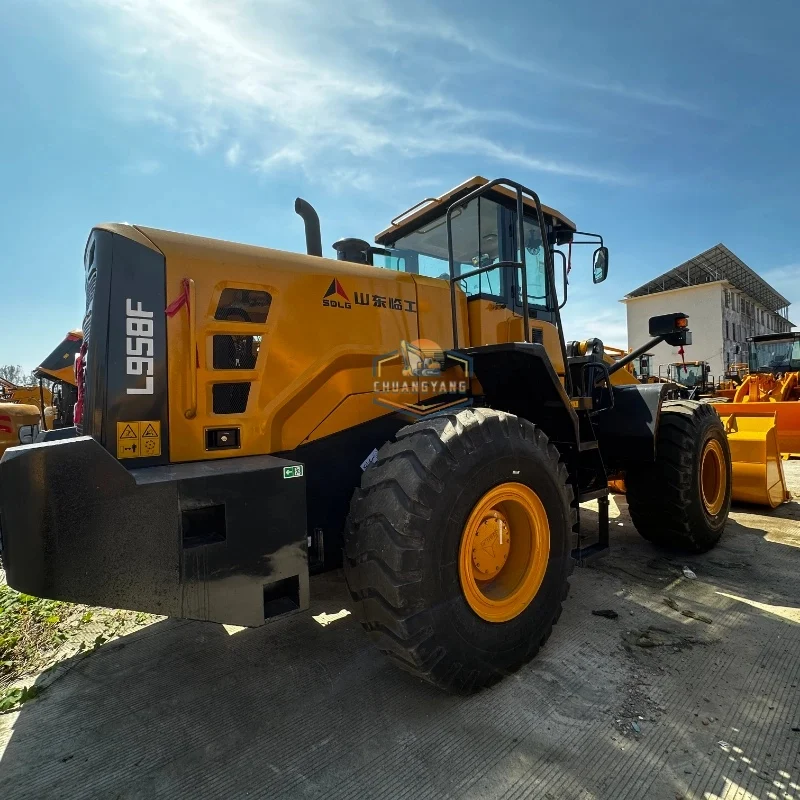 Дешевая продажа подержанных SDLG L958F колесный погрузчик Сверхмощный 4x4 Трактор фронтальный импортируется из Китая