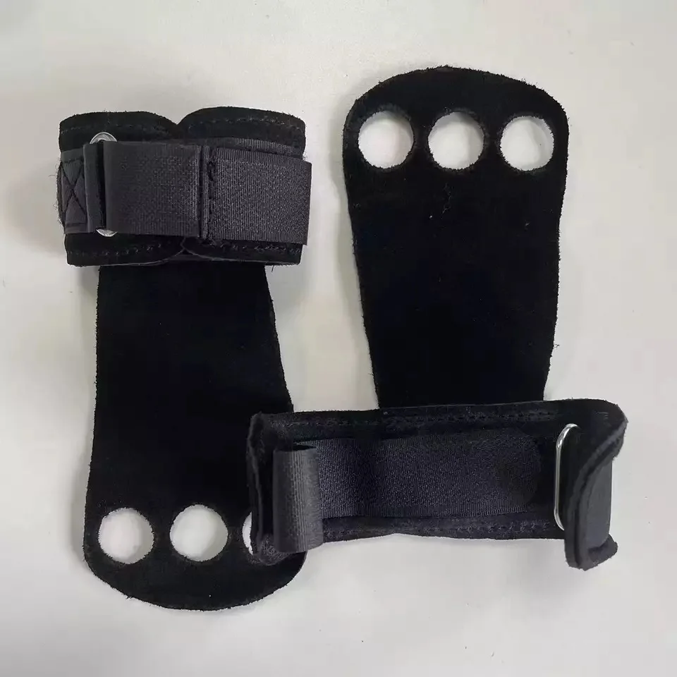 GAF Hot Sale Weight Lifting Grip Leather Four Hole Hand Palm Grip Palm Guard Wood Grip For Men And Women