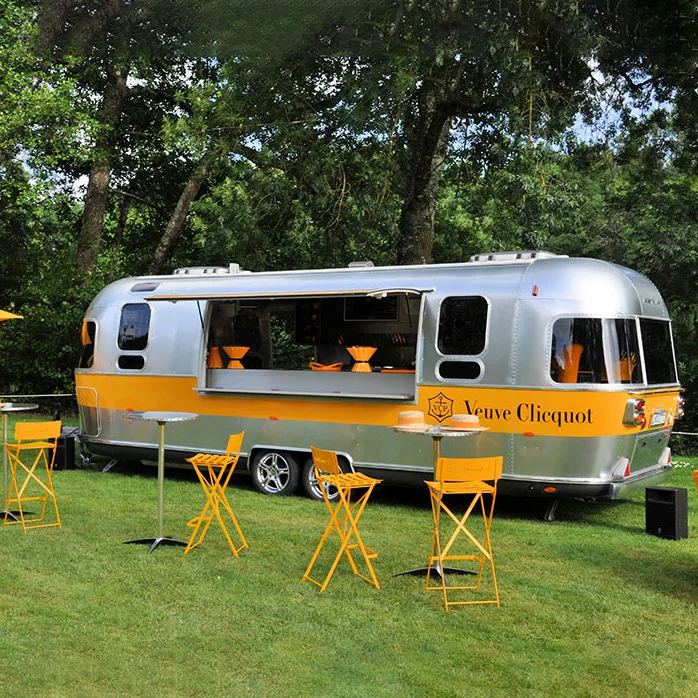 Mobile Dining Car for Fast Street