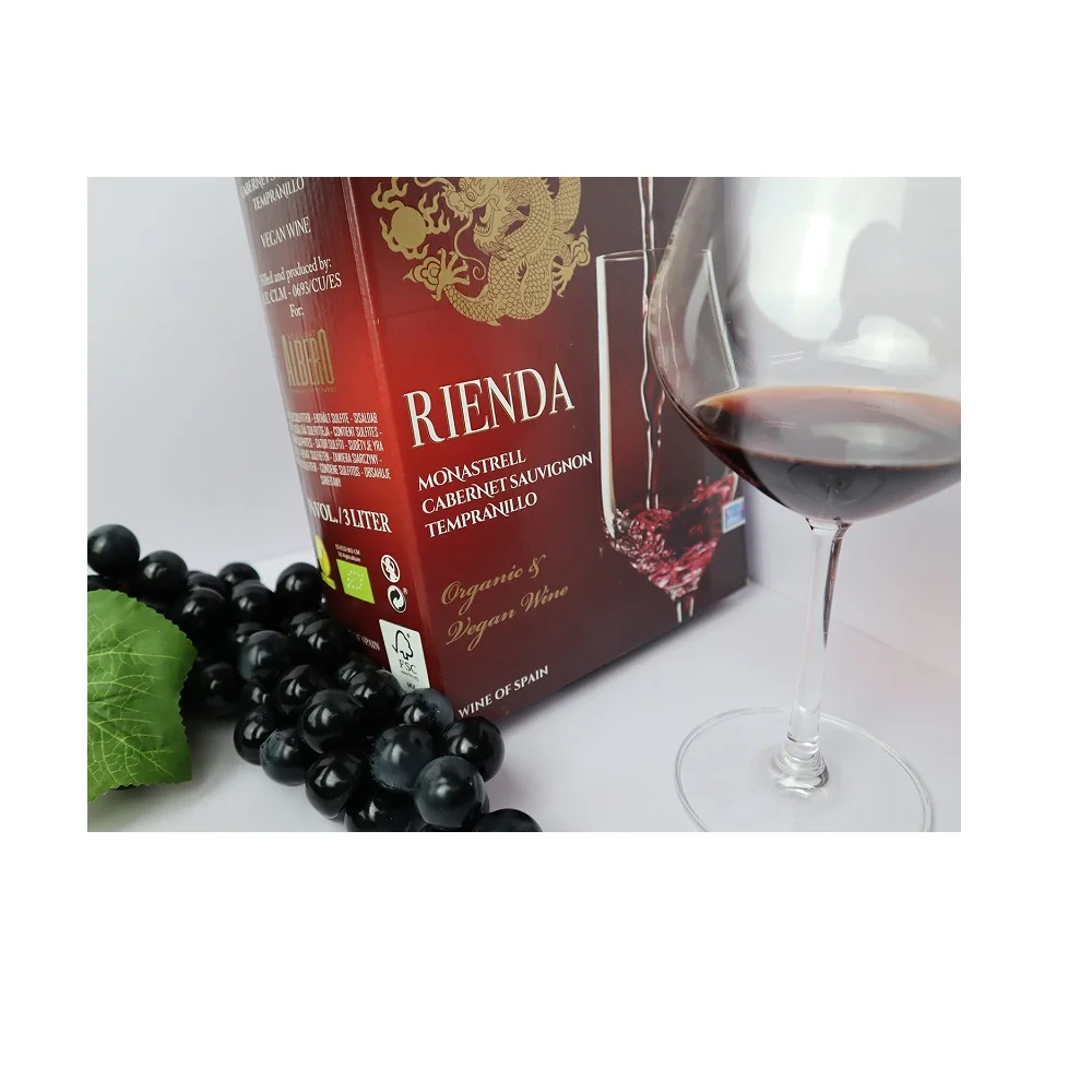 Wholesales package box 3 liters long aftertaste hint of tobacco aroma beverage bottle Rienda from Spain