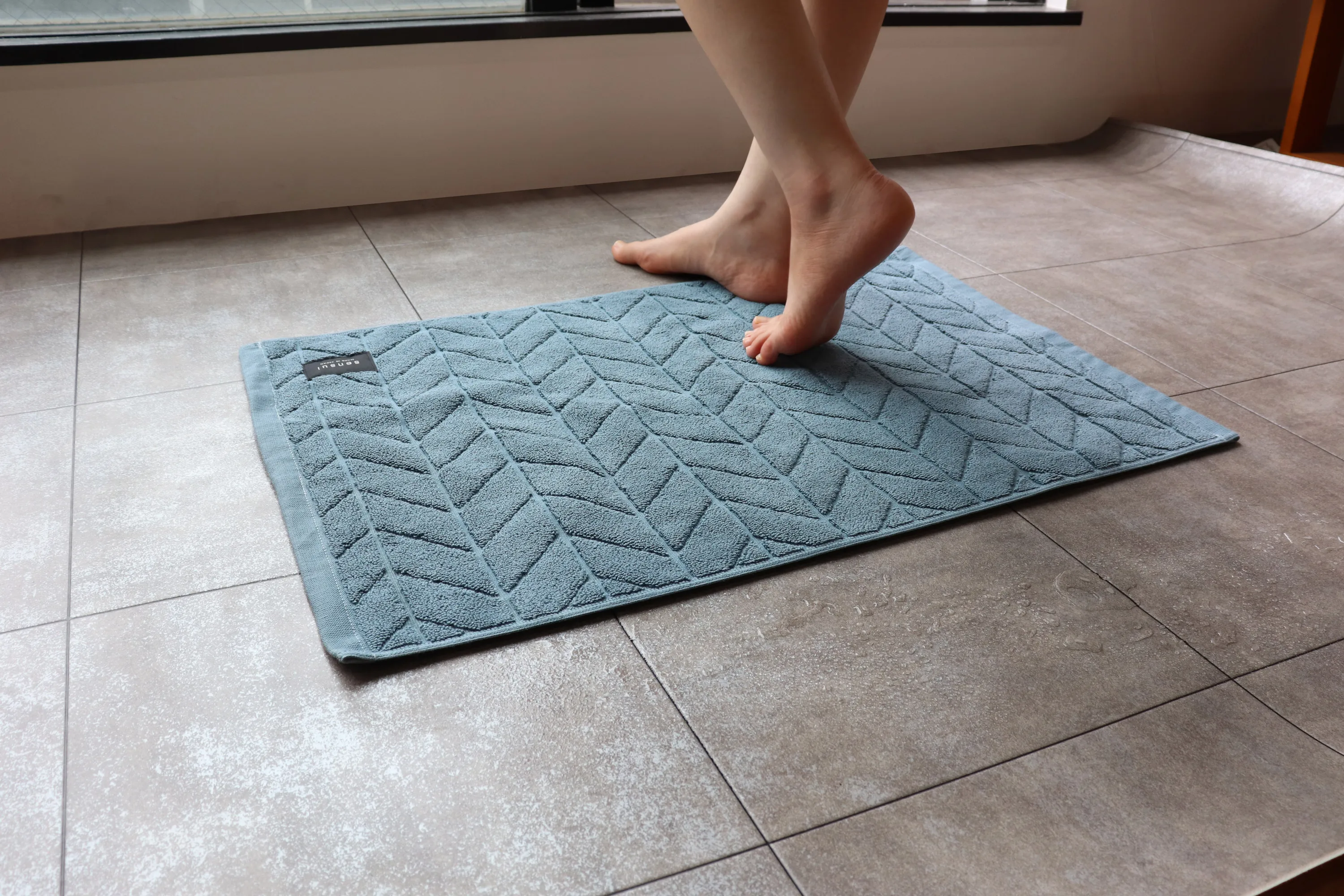 [Wholesale Products] Look for Distributor sensui Cotton 100% Bath Mats 45*70cm Jacquard Design Deodorant bathroom rug foot mat