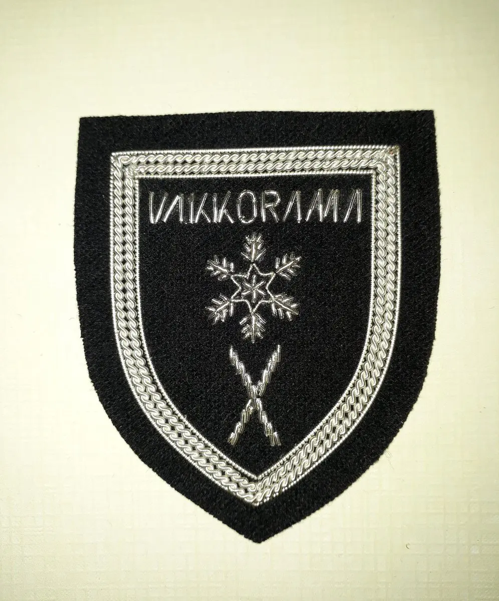 new fashion  hand embroidery bullion wire brooch HAND  fashion brooch custom made jacket patches Giraffe pin