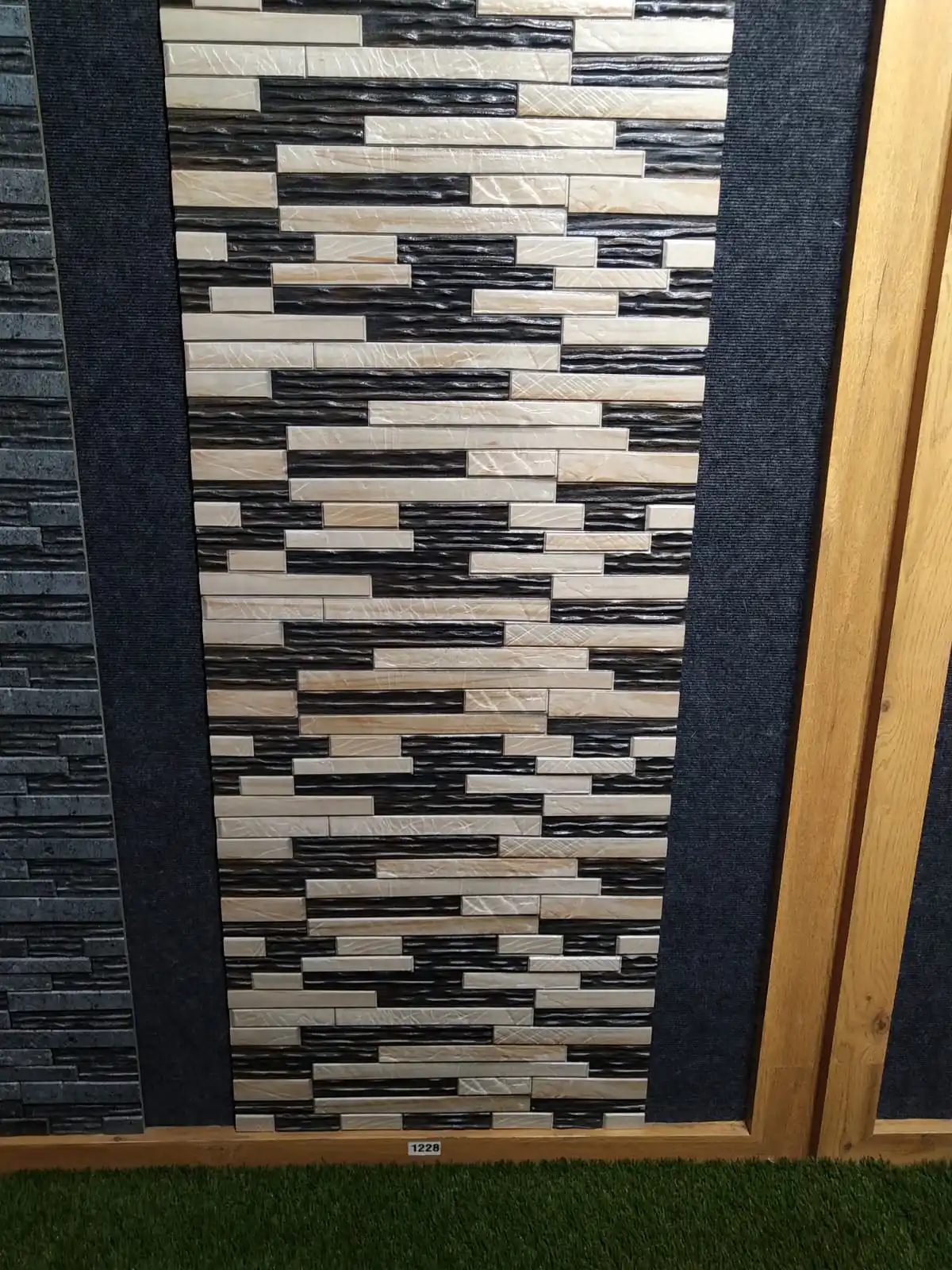 Best seller popular elevation stone look design in 300X600 mm digital printed ceramic wall tiles for exterior wall usage morbi