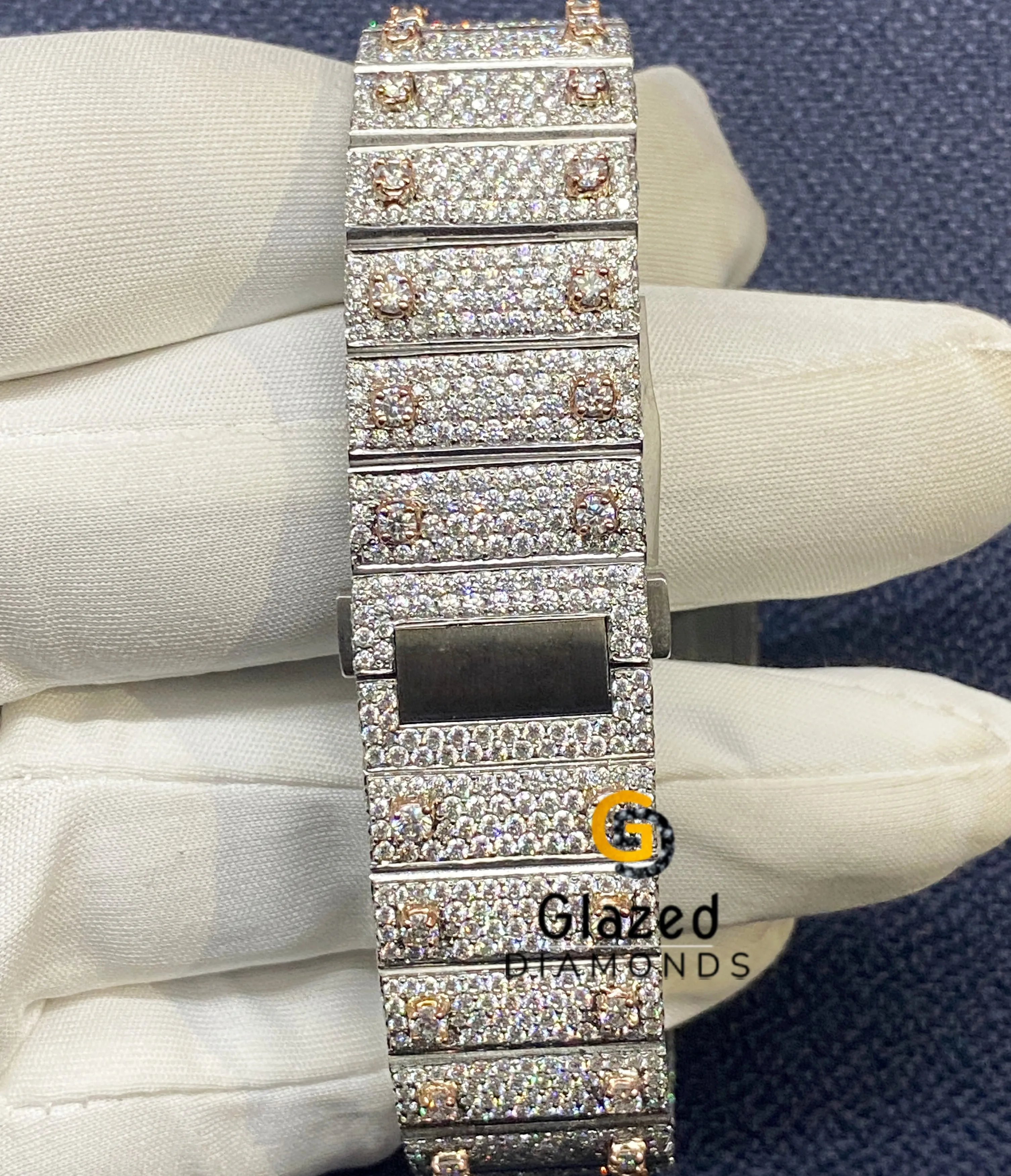 Elevate Your Style With A Branded Labgrown Diamond Watch Featuring A Stylish Design And High Quality Stainless Steel