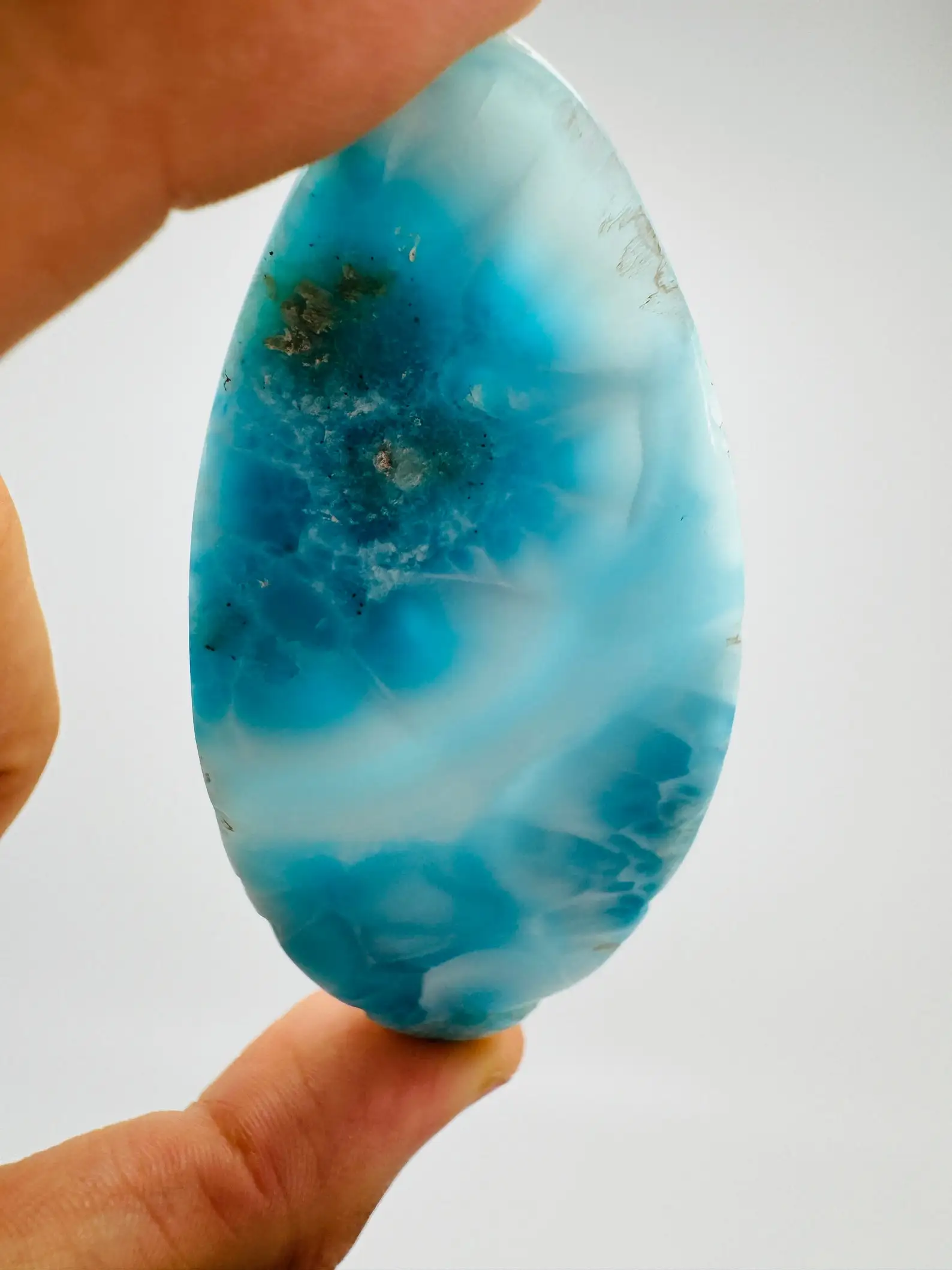 High Quality Handmade Larimar Loose Natural Crystal 9mm Oval Gemstone with Color Change Healing Properties for Jewelry Making