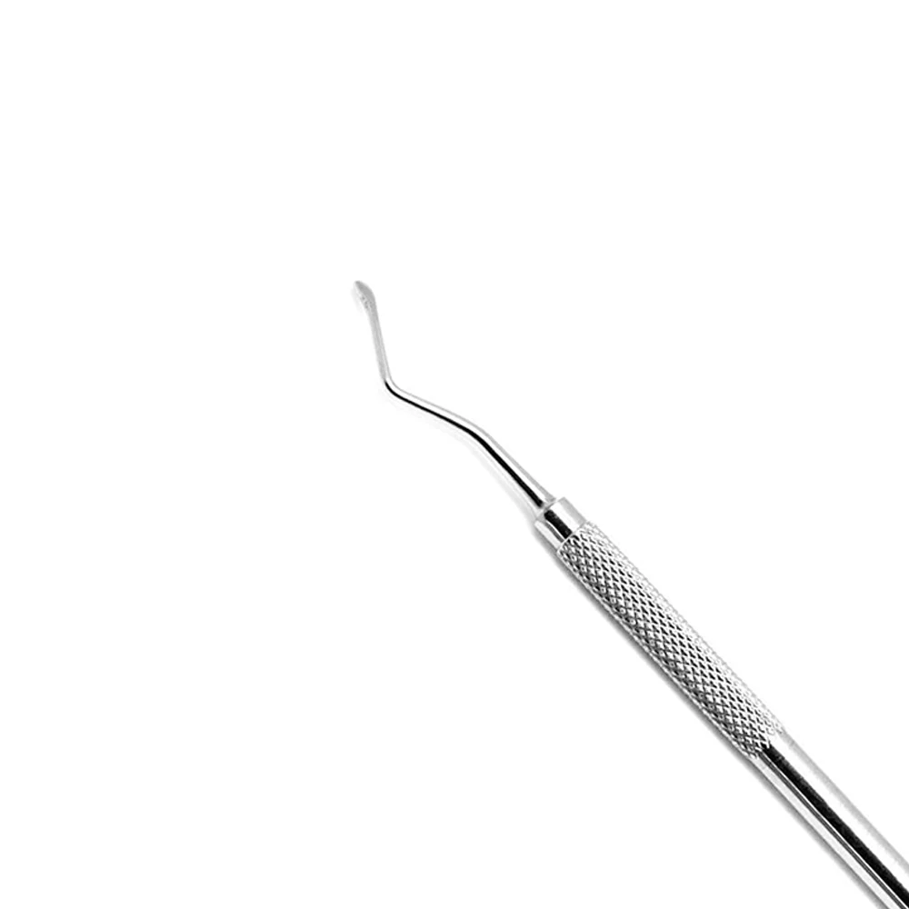 Удаление зубных кюретов с помощью инструментов