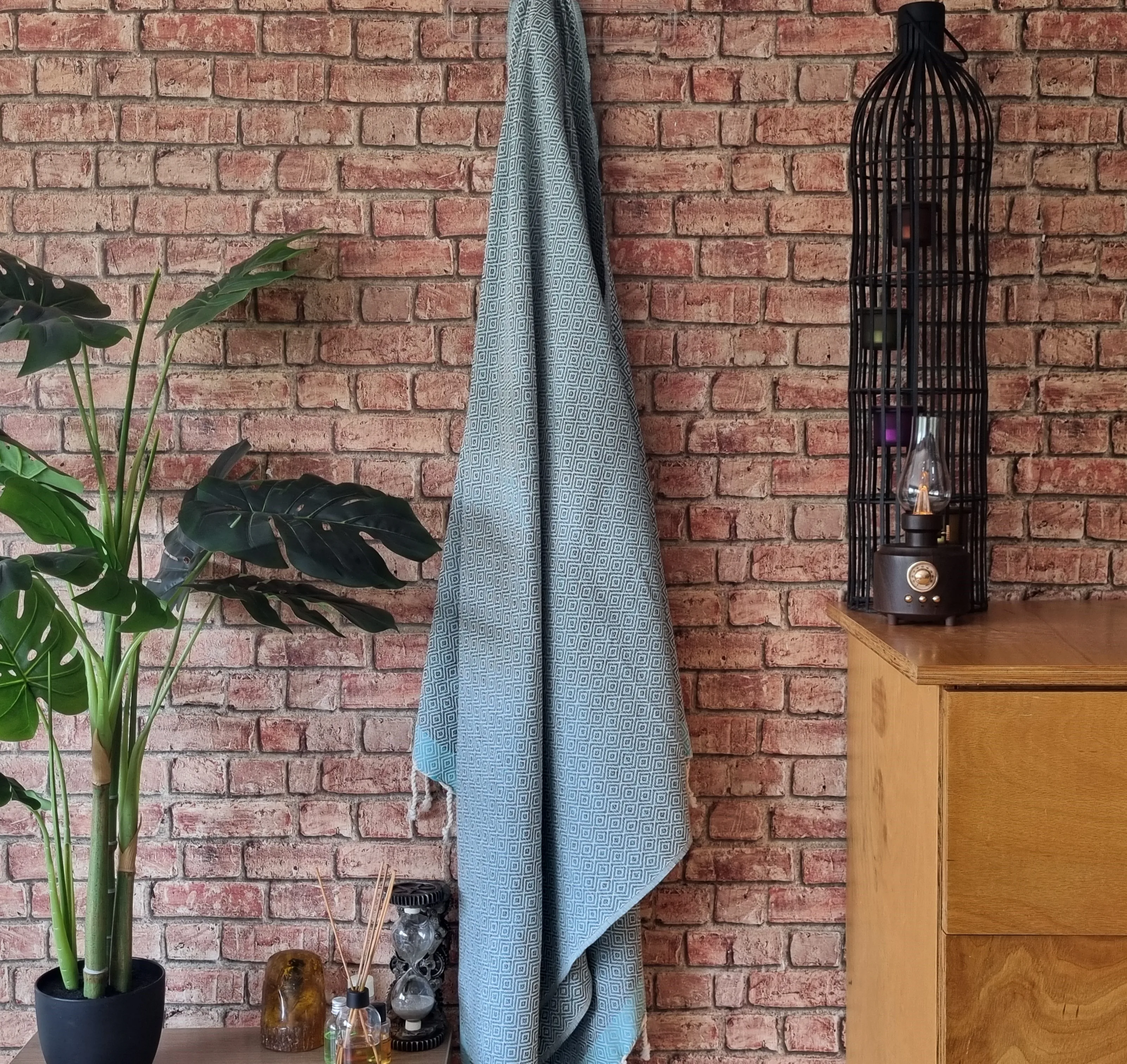 Multi Color 100% Cotton Multipurpose Pestemal Towel Ideal for Pool Beach Sea and Home Use Best Quality Beach Towels Peshtemal