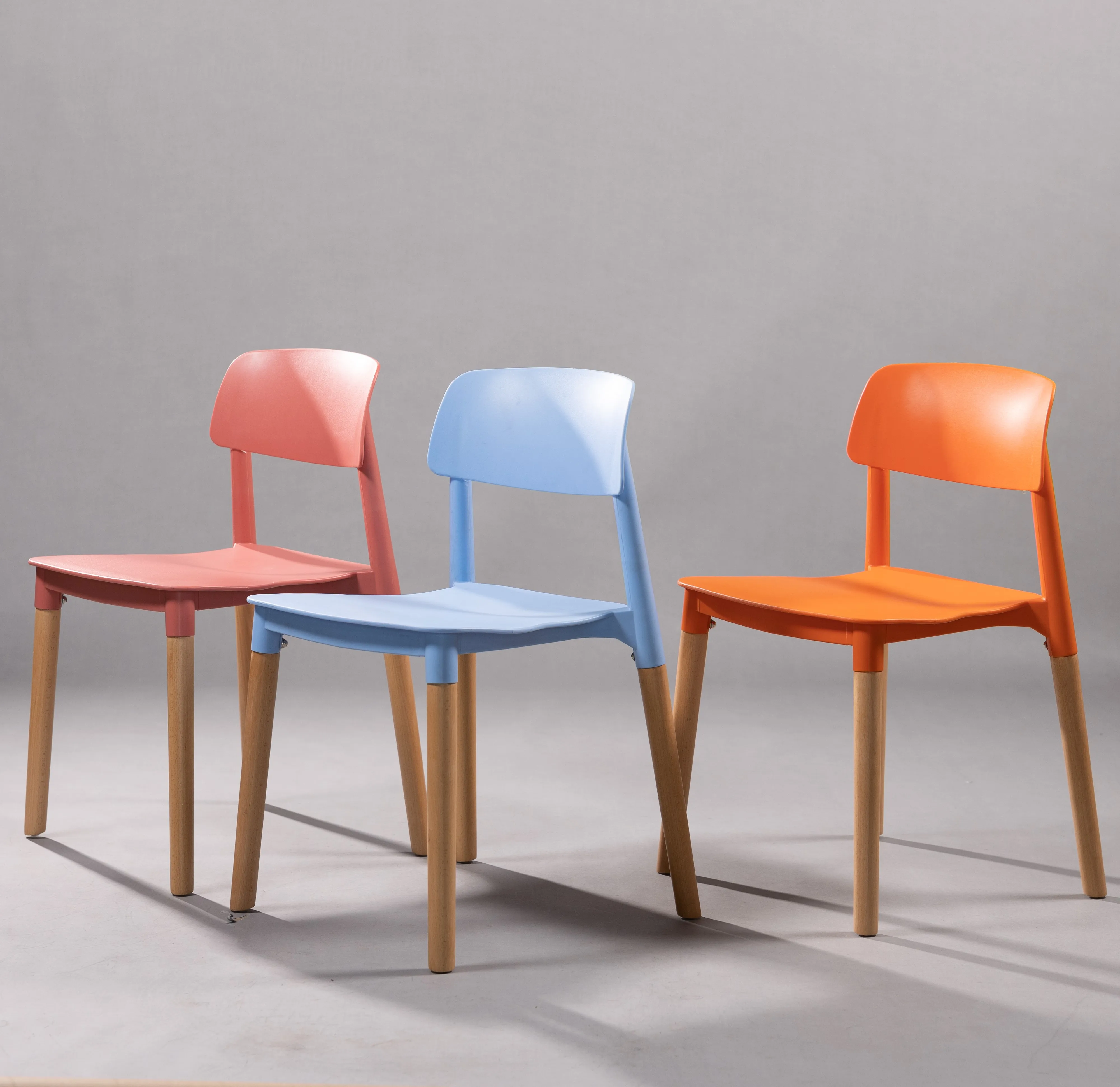 Hottest Manufacturer Vietnam dining chair customized colorful high quality plastic chair with frame indoor/outdoor furniture