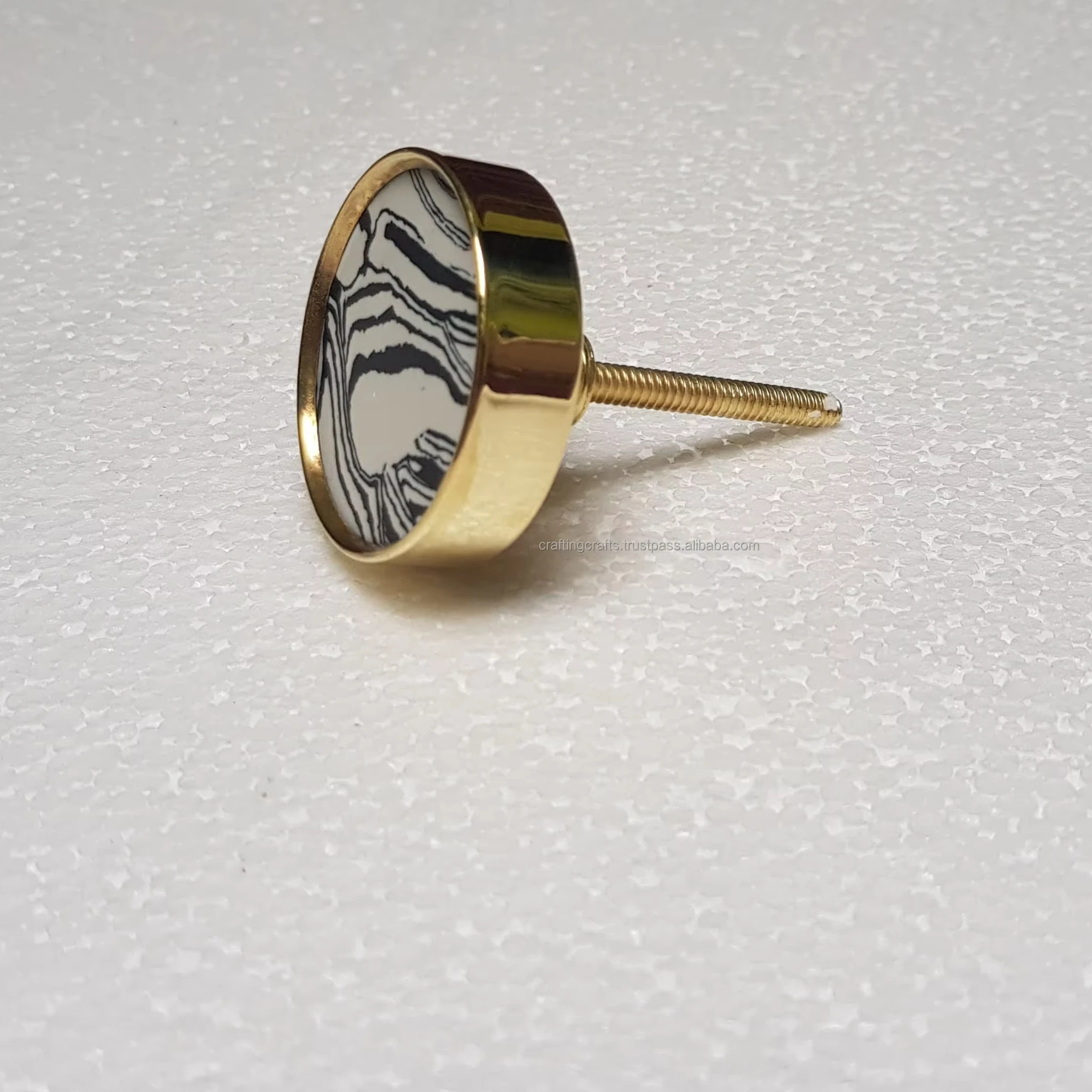 Artisan Quality Furniture Knobs & Handles Handmade Elegance hardware furniture for home decor from India for sale