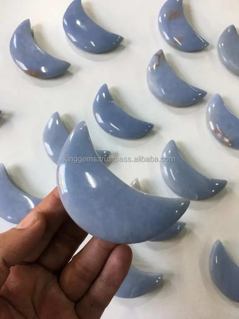 TOP SELLING WHOLESALE NATURAL CRYSTAL ANGELITE CRESCENT MOON SHAPE CRYSTAL CARVING FOR REIKI HEALING HOMEDECOR GIFT STONE
