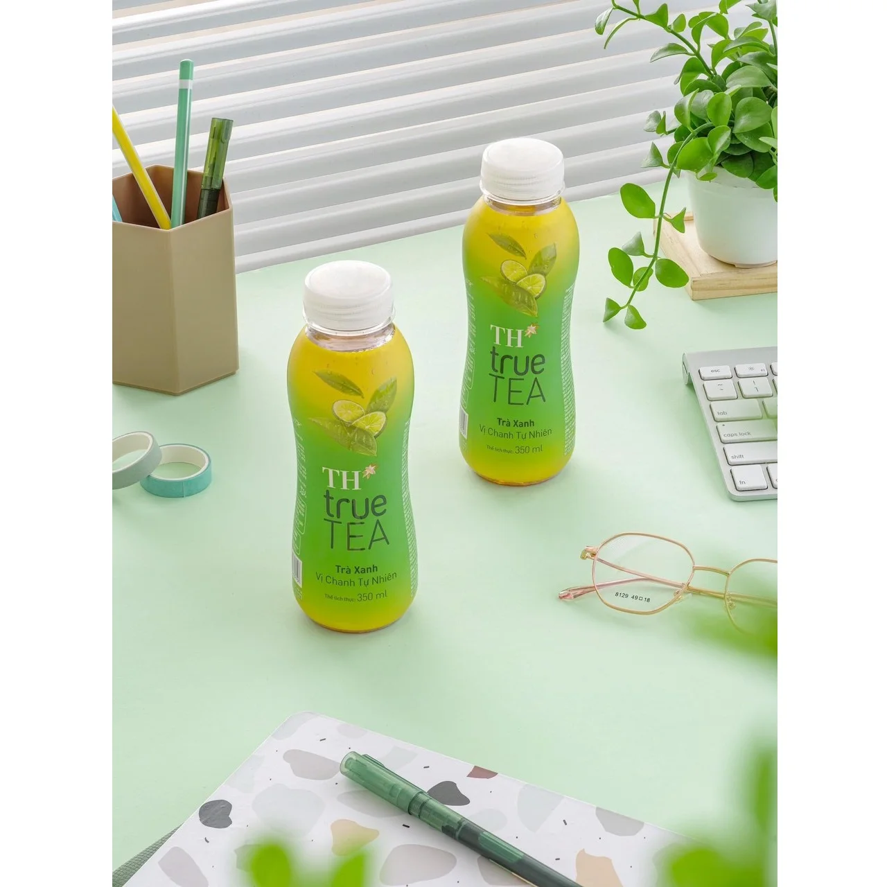 Natural Lemon Flavor TH true TEA 350ml Refreshing Taste PET Bottle Green Tea Vietnam Beverages 8 months shelf life