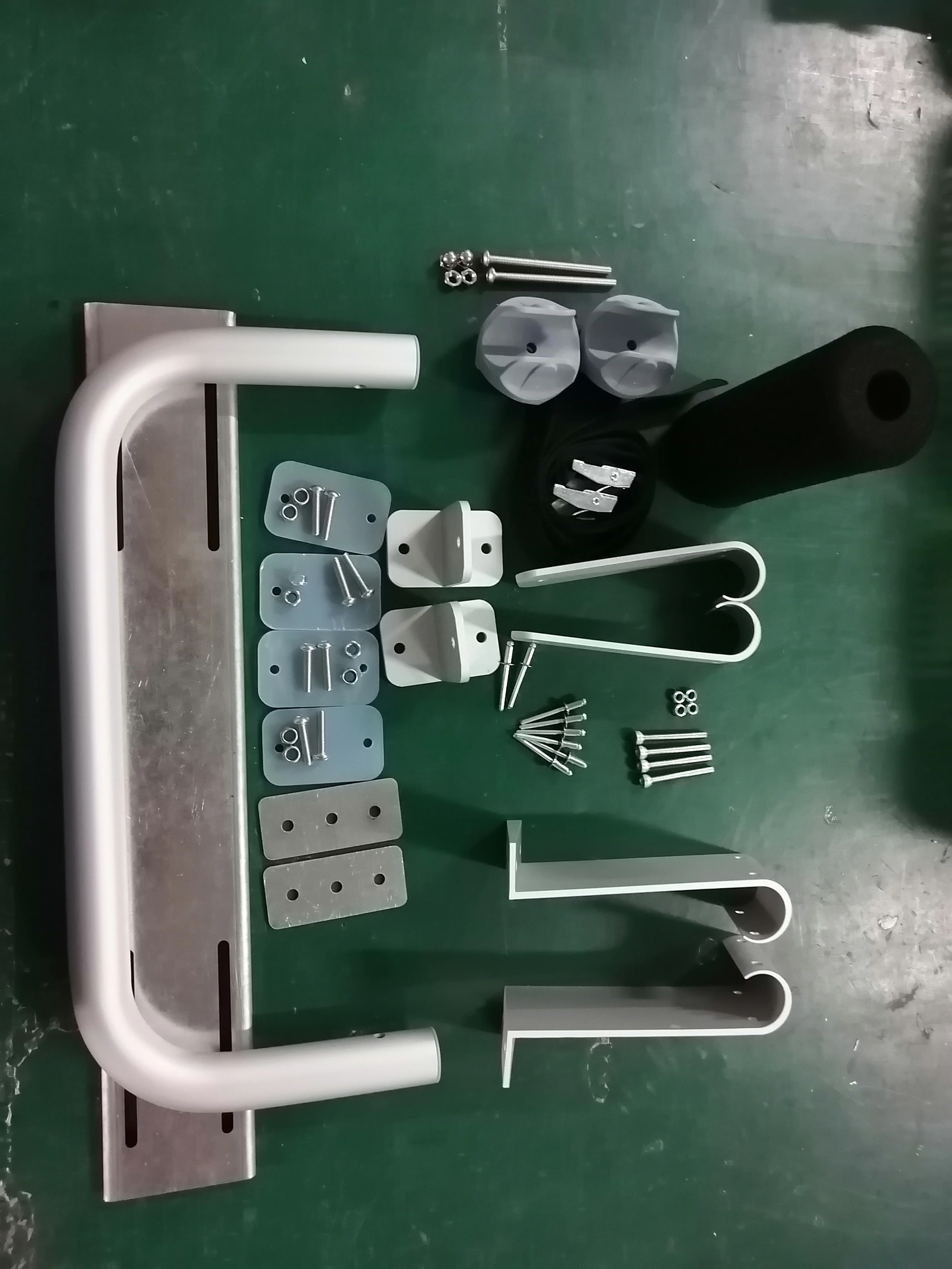 Aluminum exterior ladder for RV customization
