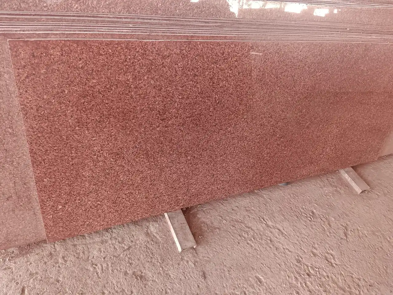 Best Quality Kharda Red Granite Is Extensively Used for In Flooring Wall Cladding Exterior Interior and Also Table Tops