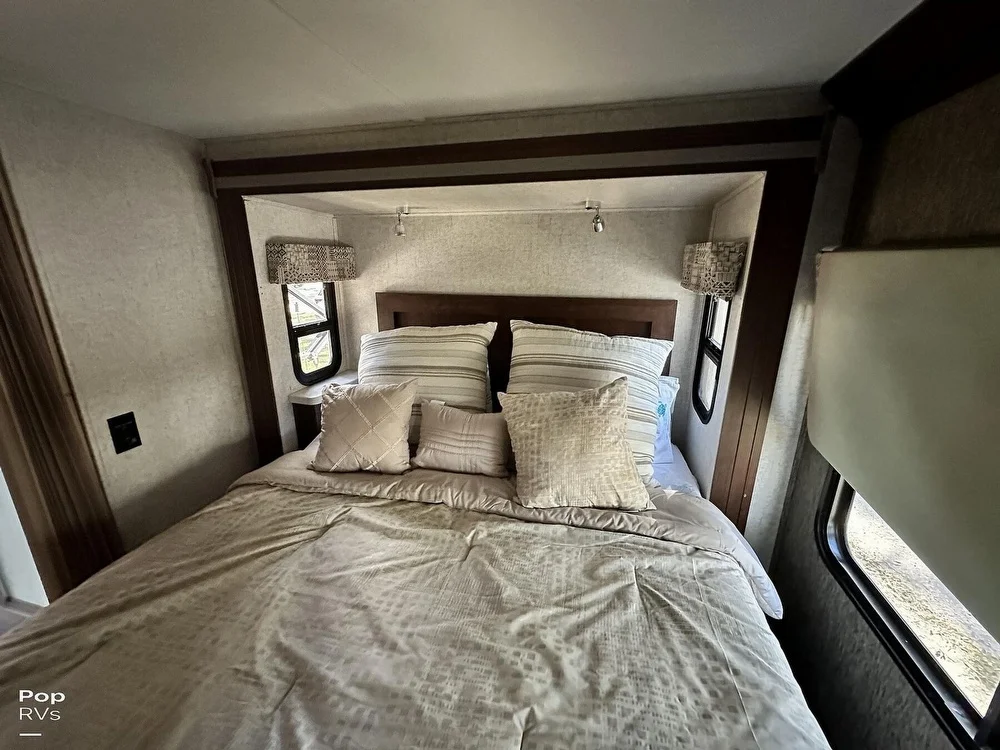 2018 forest river RV