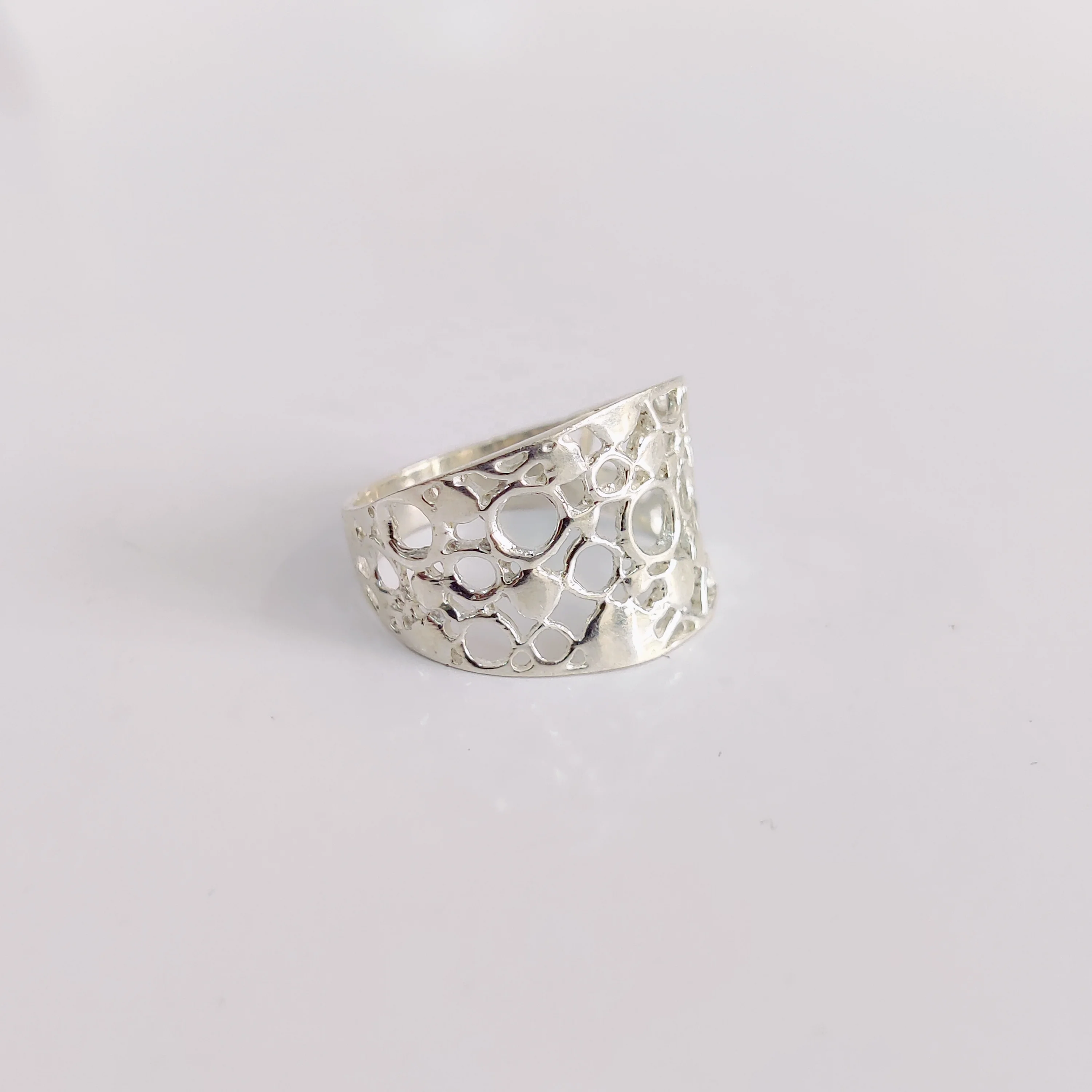 Plain Silver Attractive Loud Light Weight Silver Ring Unisex Rings Wholesalers From India Best For gift Indian jewelry