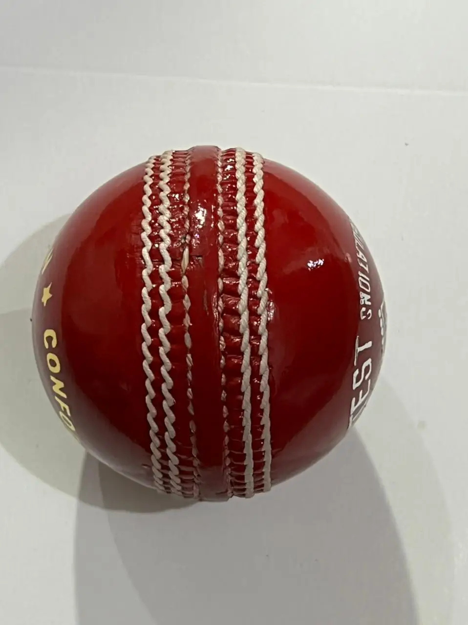 Leather Cricket Ball Red Color Hard and Seasoned Hand Stitched Indoor and Outdoor Practice Cricket Team Balls
